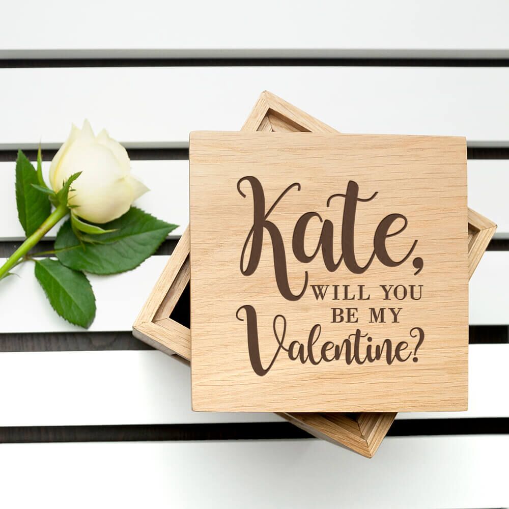 Personalised Oak Photo Cube – Be my Valentine