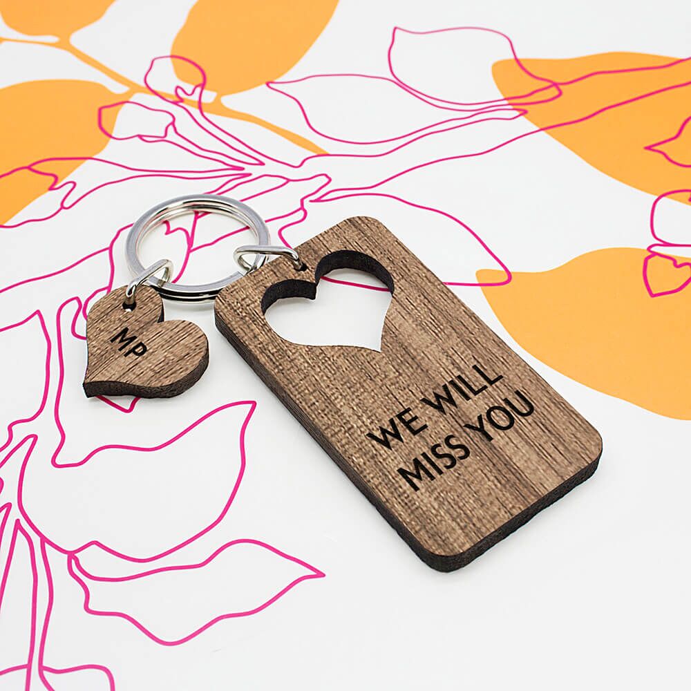 Personalised Wooden Key Ring – Heart Shaped (Walnut)